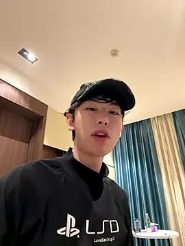 Snapshot of 1a1a1alll chatting on December 2025 02:56:01 PM 1a1a1alll online show from December 2025 02:56:01 PM