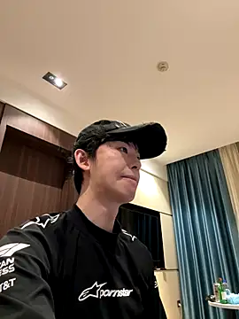 Snapshot of 1a1a1alll chatting on November 2025 03:12:02 PM 1a1a1alll online show from November 2025 03:12:02 PM