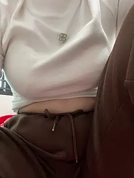 Milk Mom99 online show from February 2026 08:14:02 AM