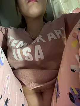 Milk Mom99 online show from March 2025 10:23:02 PM
