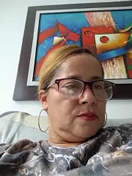 natally ross21 online show from June 2026 04:08:01 PM