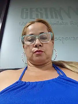 Snapshot of natally_ross21 chatting on September 2025 03:06:01 PM natally ross21 online show from September 2025 03:06:01 PM