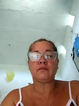 natally ross21 online show from April 2026 11:24:01 AM