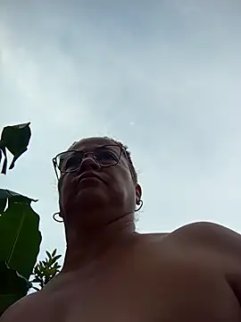 natally ross21 online show from December 2025 12:17:02 PM