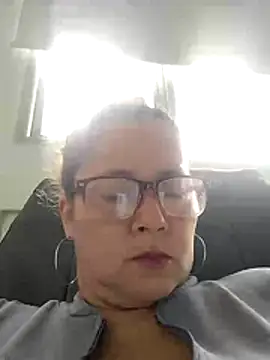 natally ross21 online show from June 2026 01:12:01 PM