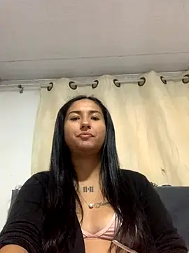 luna asss online show from October 2025 04:00:01 PM