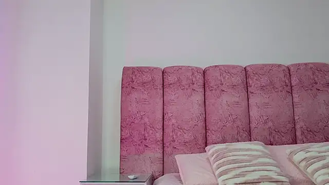 kendal rossi online show from January 2026 11:59:02 AM