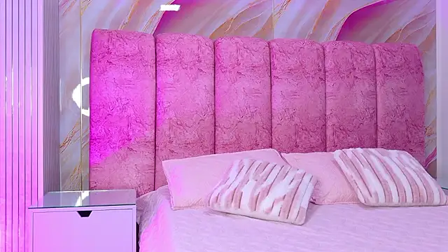 kendal rossi online show from March 2026 11:55:01 AM