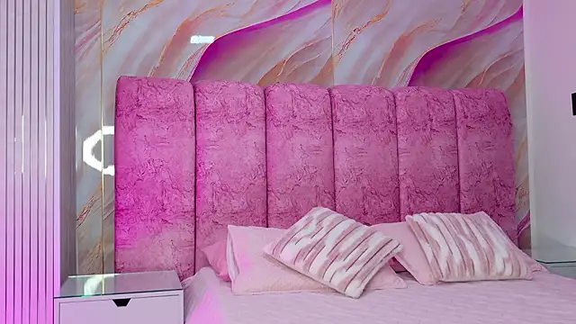 kendal rossi online show from March 2026 12:16:02 PM