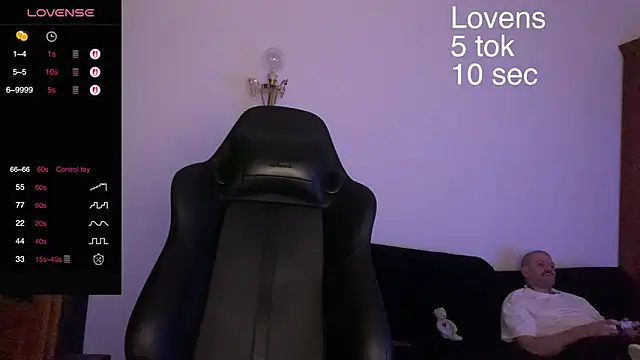 Snapshot of Sexy_Sweets chatting on September 2025 12:38:02 AM Sexy Sweets online show from September 2025 12:38:02 AM