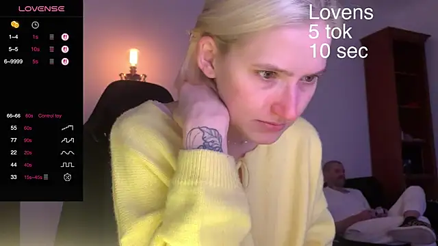 Snapshot of Sexy_Sweets chatting on September 2025 03:29:01 PM Sexy Sweets online show from September 2025 03:29:01 PM