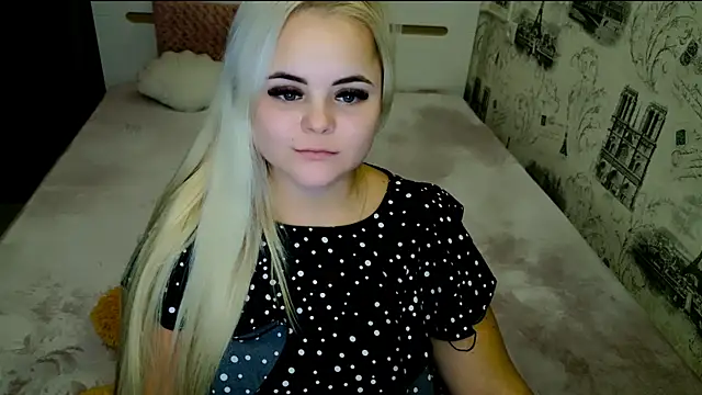 lovely-eyes online show from October 2025 05:35:02 PM