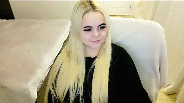 lovely-eyes online show from February 2025 02:07:01 AM