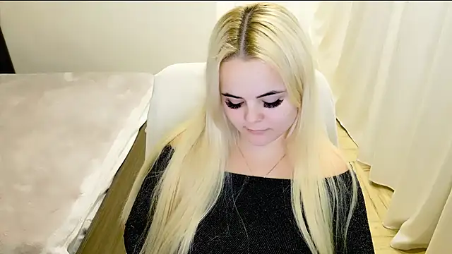 lovely-eyes online show from February 2025 03:36:01 AM