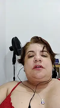 Snapshot of luzanetti chatting on December 2024 03:49:01 AM luzanetti online show from December 2024 03:49:01 AM