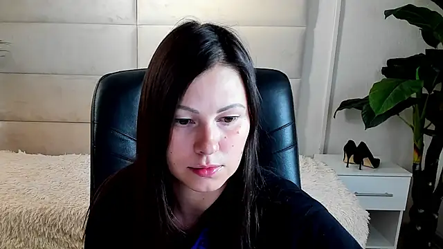 Dana  dom online show from October 2025 02:14:02 AM