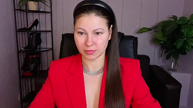 Dana  dom online show from April 2026 02:18:01 AM