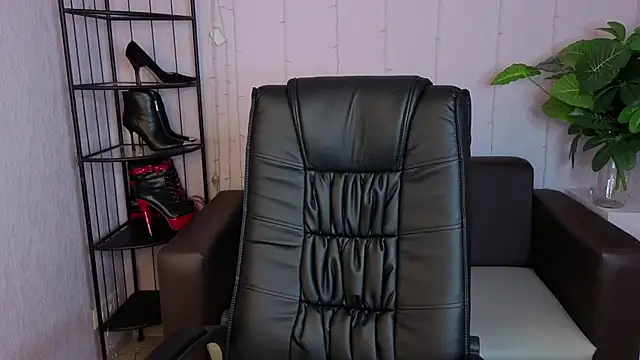 Dana  dom online show from March 2026 08:46:02 AM