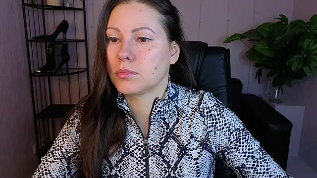 Dana  dom online show from April 2026 01:52:02 AM