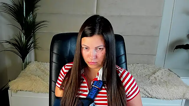 Dana  dom online show from November 2025 12:48:01 AM