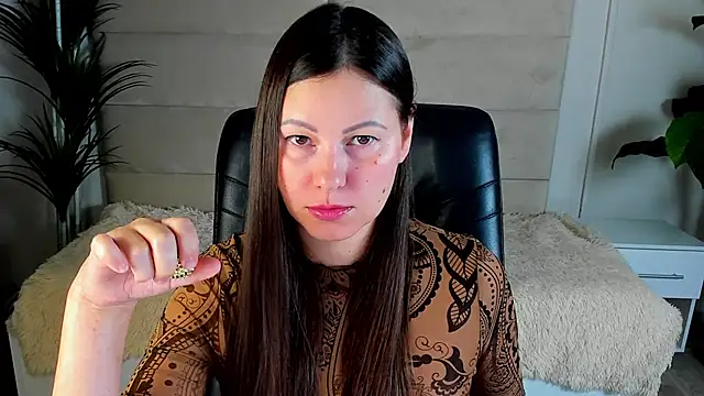 Dana  dom online show from November 2025 12:32:02 AM