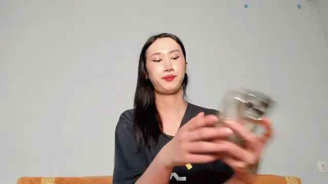 asian kiya online show from December 2025 02:38:01 AM