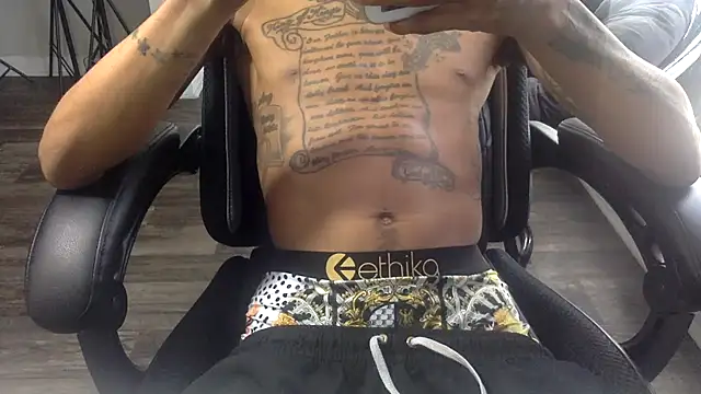 KingDerRico online show from January 2026 07:40:01 PM