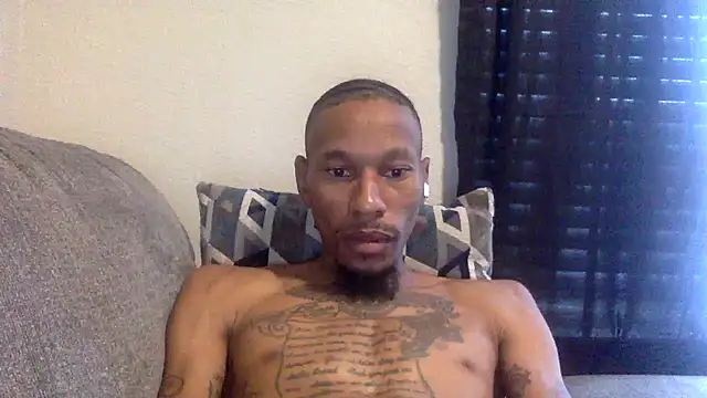 Snapshot of KingDerRico chatting on October 2025 09:49:02 PM KingDerRico online show from October 2025 09:49:02 PM