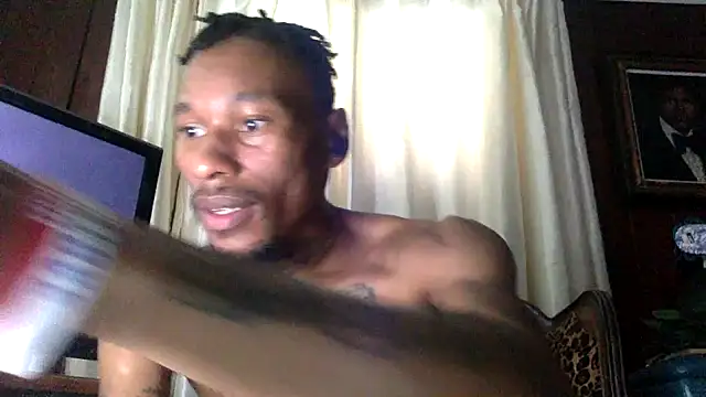 KingDerRico online show from November 2025 04:12:01 PM