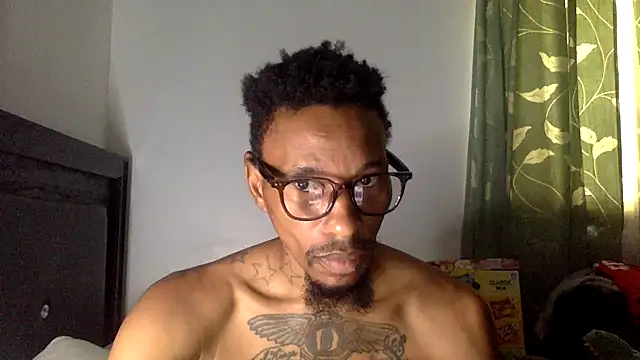 Snapshot of KingDerRico chatting on September 2025 07:20:01 PM KingDerRico online show from September 2025 07:20:01 PM