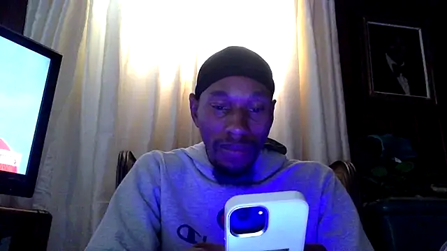 KingDerRico online show from November 2025 09:18:01 PM