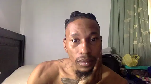 KingDerRico online show from November 2025 03:12:01 PM