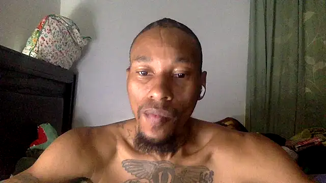 Snapshot of KingDerRico chatting on October 2025 09:58:02 PM KingDerRico online show from October 2025 09:58:02 PM