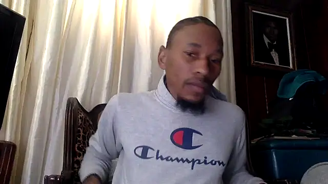 Snapshot of KingDerRico chatting on October 2025 04:36:01 PM KingDerRico online show from October 2025 04:36:01 PM