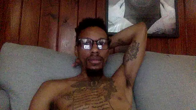 Snapshot of KingDerRico chatting on September 2025 03:50:01 PM KingDerRico online show from September 2025 03:50:01 PM