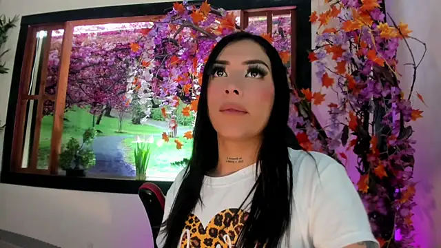 Snapshot of Susan_DiSantys chatting on March 2025 05:13:01 PM Susan DiSantys online show from March 2025 05:13:01 PM