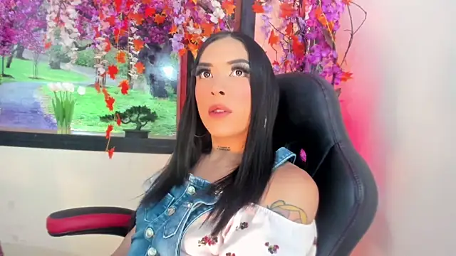 Snapshot of Susan_DiSantys chatting on March 2025 01:34:02 AM Susan DiSantys online show from March 2025 01:34:02 AM