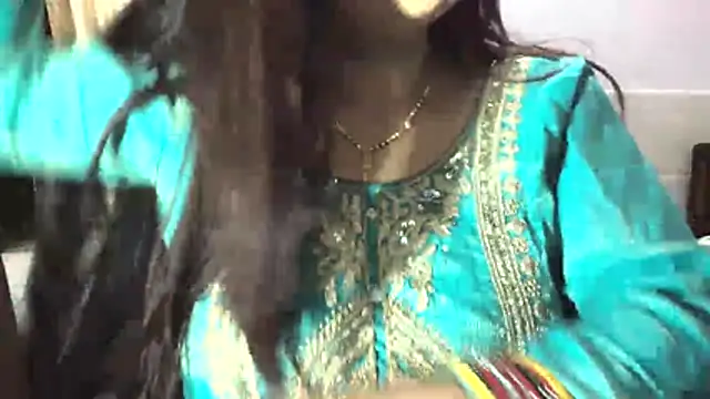 Snapshot of Gulaboo_bhabi chatting on June 2026 07:51:01 PM Gulaboo bhabi online show from June 2026 07:51:01 PM