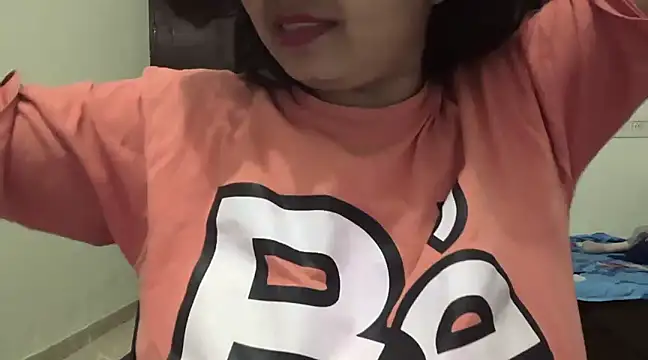 Snapshot of Gulaboo_bhabi chatting on March 2025 11:02:01 PM Gulaboo bhabi online show from March 2025 11:02:01 PM