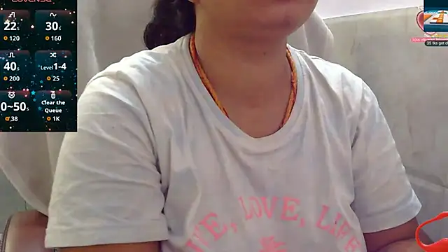 Snapshot of Gulaboo_bhabi chatting on October 2025 02:12:01 AM Gulaboo bhabi online show from October 2025 02:12:01 AM