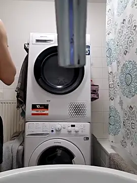 Chriso0007 online show from December 2025 12:32:02 PM