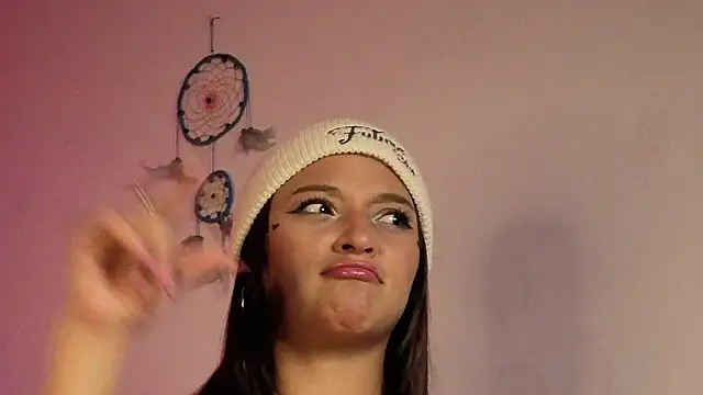 Zoe--khalL online show from February 2026 05:05:02 AM