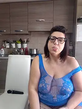 Snapshot of carolyne2023 chatting on February 2026 09:07:02 AM carolyne2023 online show from February 2026 09:07:02 AM