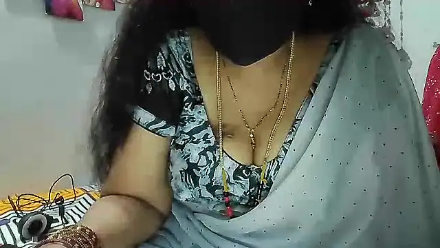 Rani Darling 99 online show from October 2025 06:42:02 PM