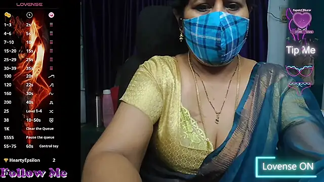 Snapshot of Rani_Darling_99 chatting on May 2026 08:31:02 PM Rani Darling 99 online show from May 2026 08:31:02 PM