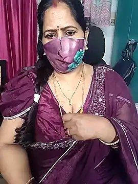 Snapshot of Rani_Darling_99 chatting on July 2026 01:06:02 PM Rani Darling 99 online show from July 2026 01:06:02 PM
