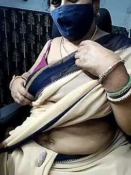 Snapshot of Rani_Darling_99 chatting on June 2026 04:12:01 PM Rani Darling 99 online show from June 2026 04:12:01 PM