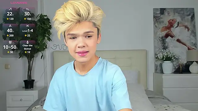 Snapshot of Felix_Rey chatting on March 2025 03:39:02 PM Felix Rey online show from March 2025 03:39:02 PM