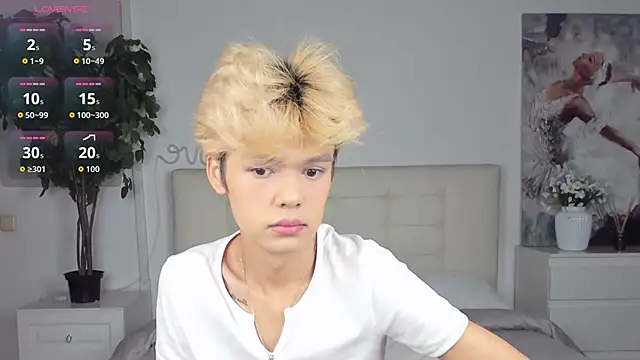 Snapshot of Felix_Rey chatting on September 2025 01:26:02 PM Felix Rey online show from September 2025 01:26:02 PM