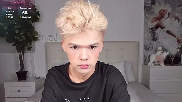 Snapshot of Felix_Rey chatting on December 2025 05:51:01 PM Felix Rey online show from December 2025 05:51:01 PM